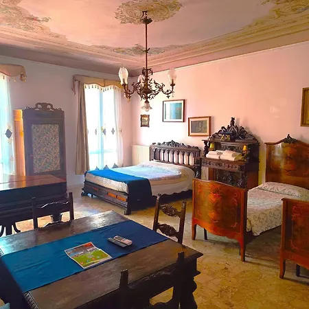 My Rialto Palace Guest house *