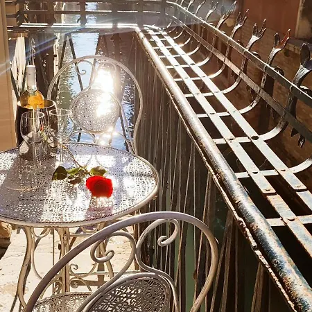 My Rialto Palace Konukevi Venedik